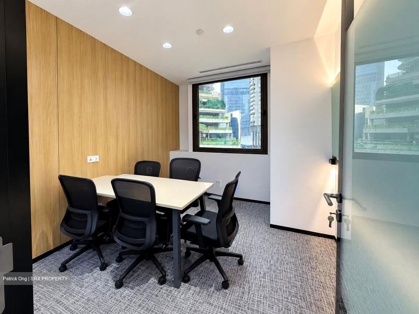 Lippo Centre (D2), Office #638519051